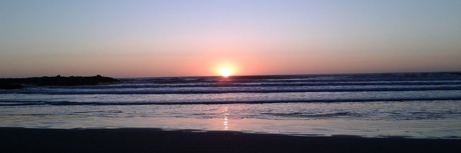 emijeandet's profile banner image