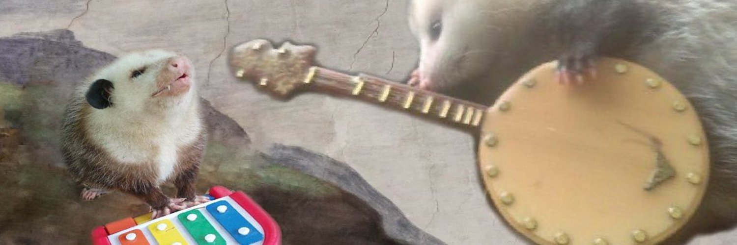 Thalia 🧋 (@strangelia.bsky.social) banner