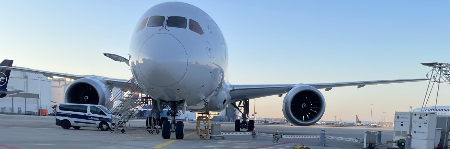 Emmanuelpiloto's profile banner image