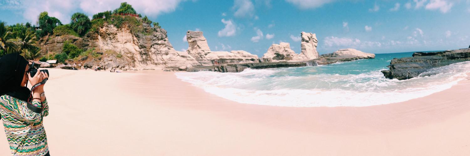 me banner