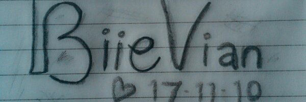 febrinnaaa Profile Banner