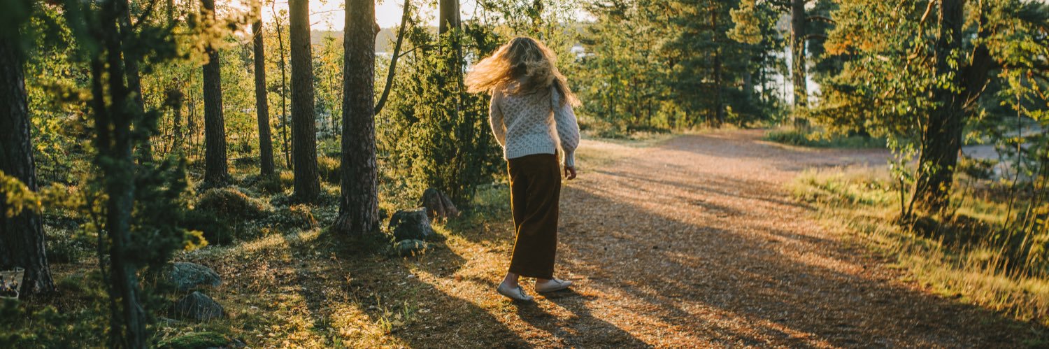 Annette Hotari banner