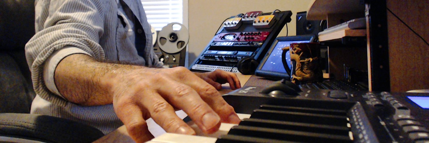 CircuitScream's profile banner image