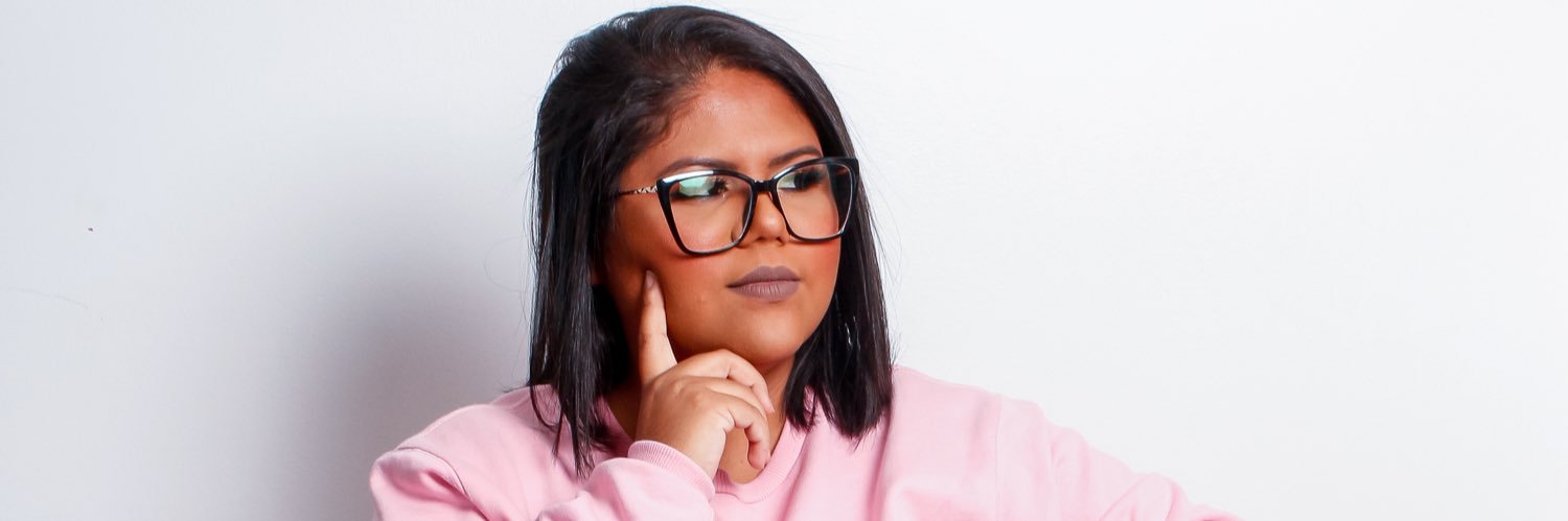 1aluana's profile banner image