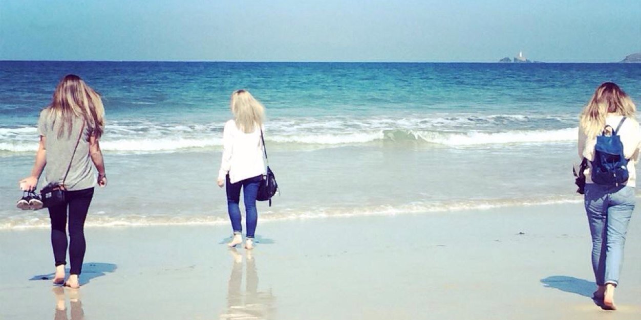Hannah__Lucy's profile banner image