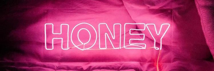 TaylorSymone23's profile banner image