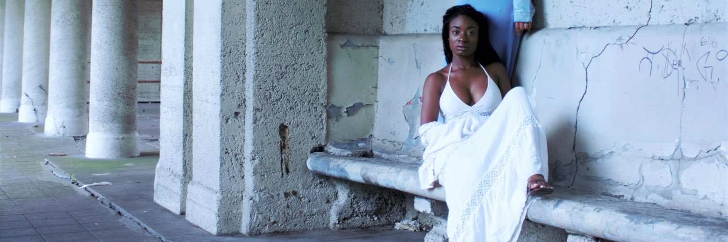 roshae96's profile banner image