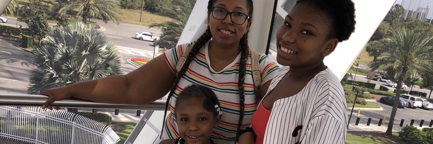 NoneCompare2Qui's profile banner image