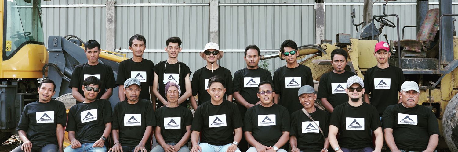 rizqramdan_'s profile banner image