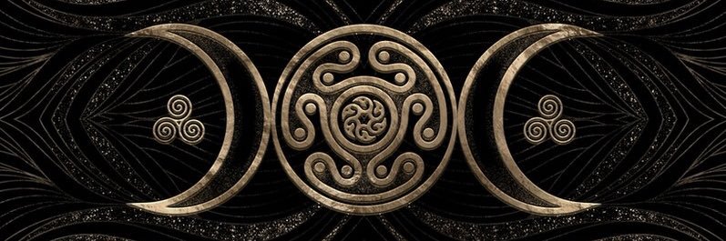 888moonbee888's profile banner image