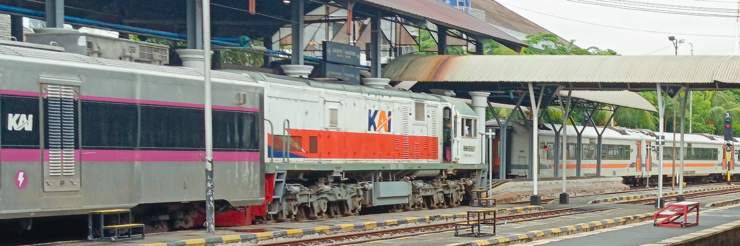 WedyaRailfans's profile banner image