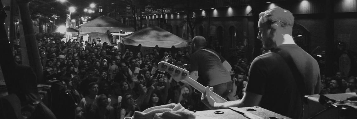 House Call Ent banner