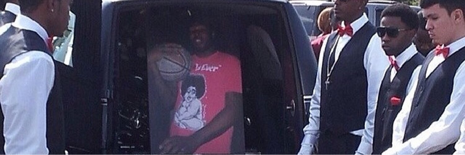 _EGetsBuckets's profile banner image
