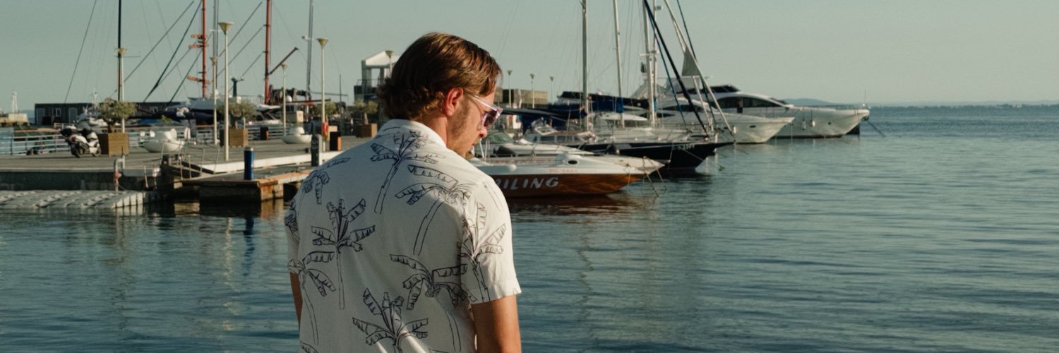 rootb36's profile banner image