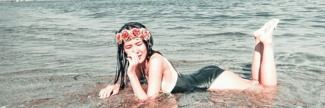 GelYooHee's profile banner image