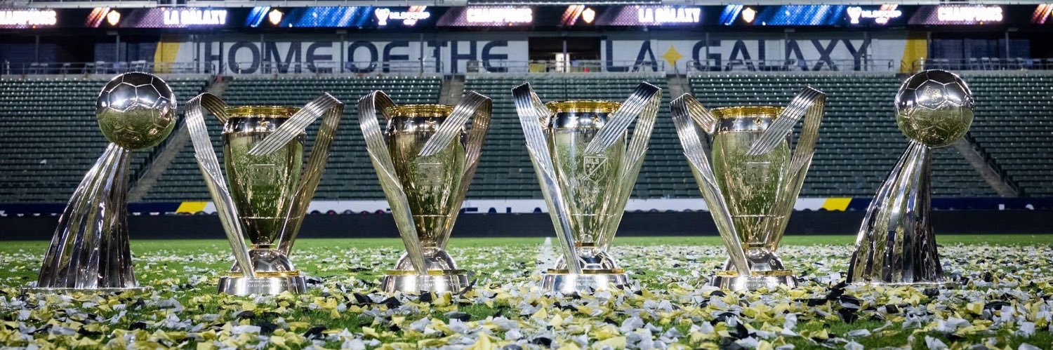 y0️⃣nf0️⃣n banner