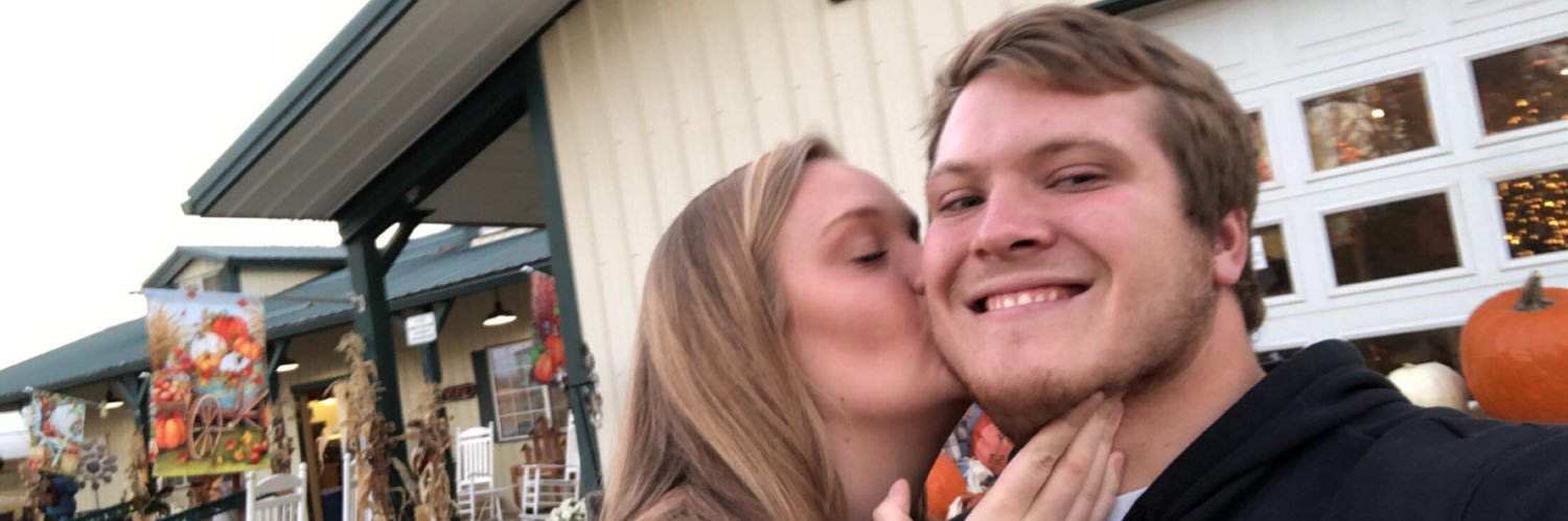 KahleElliott's profile banner image