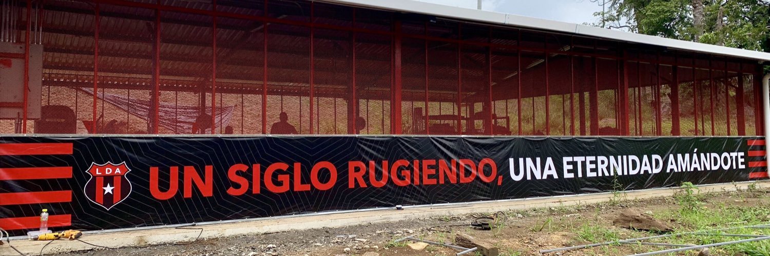 GuilleRuizC's profile banner image