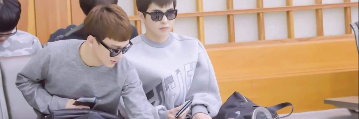 moon_ccc's profile banner image
