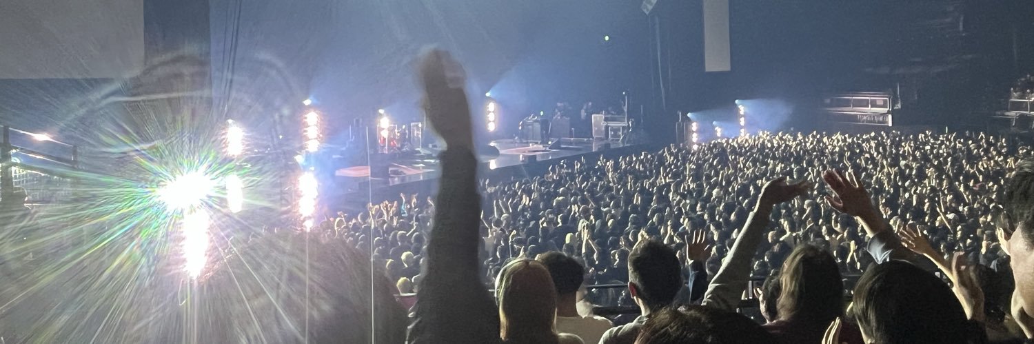 revolver_RHCP's profile banner image