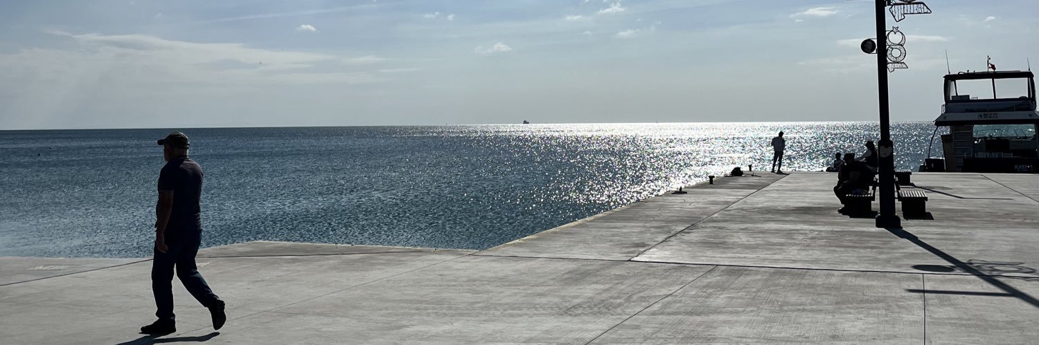 z_ekin's profile banner image