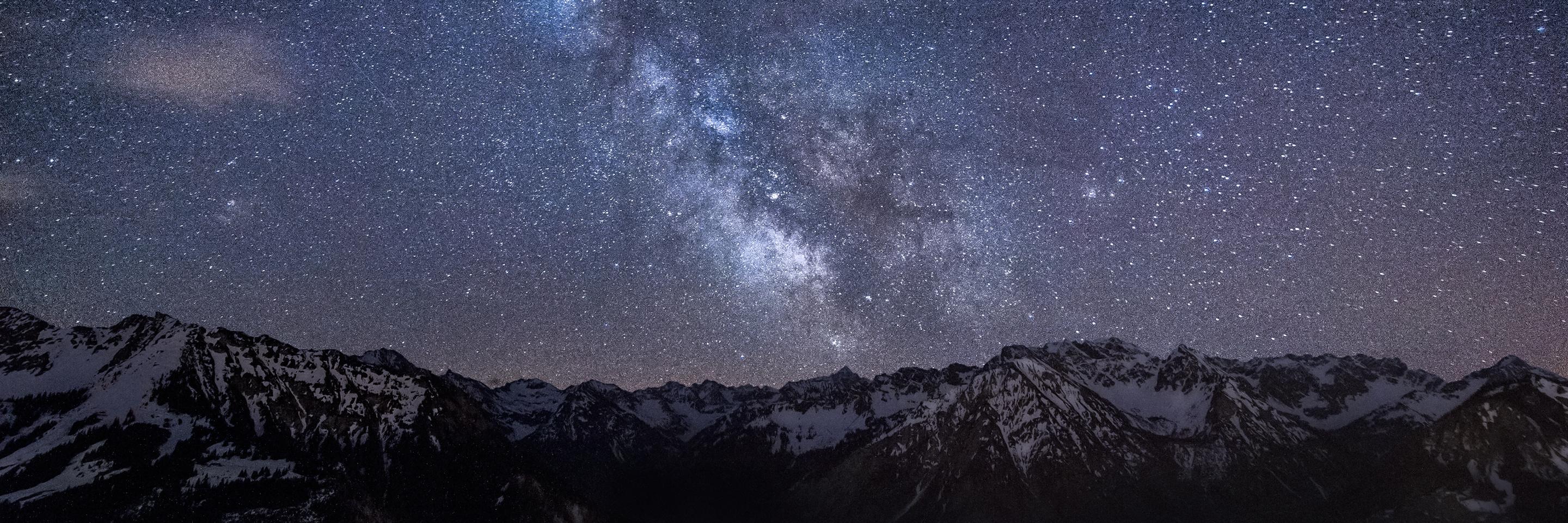 Grechen Noelle banner