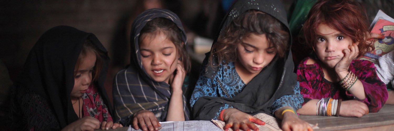 Amal Khan banner