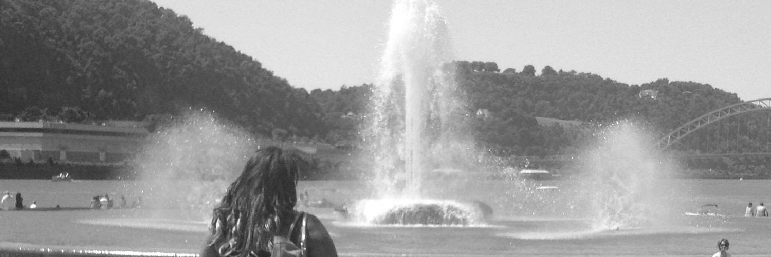 Lesli_10's profile banner image