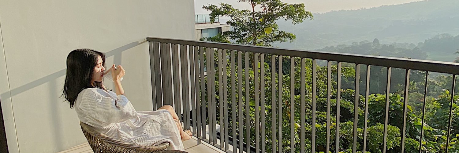 Lusyncy's profile banner image