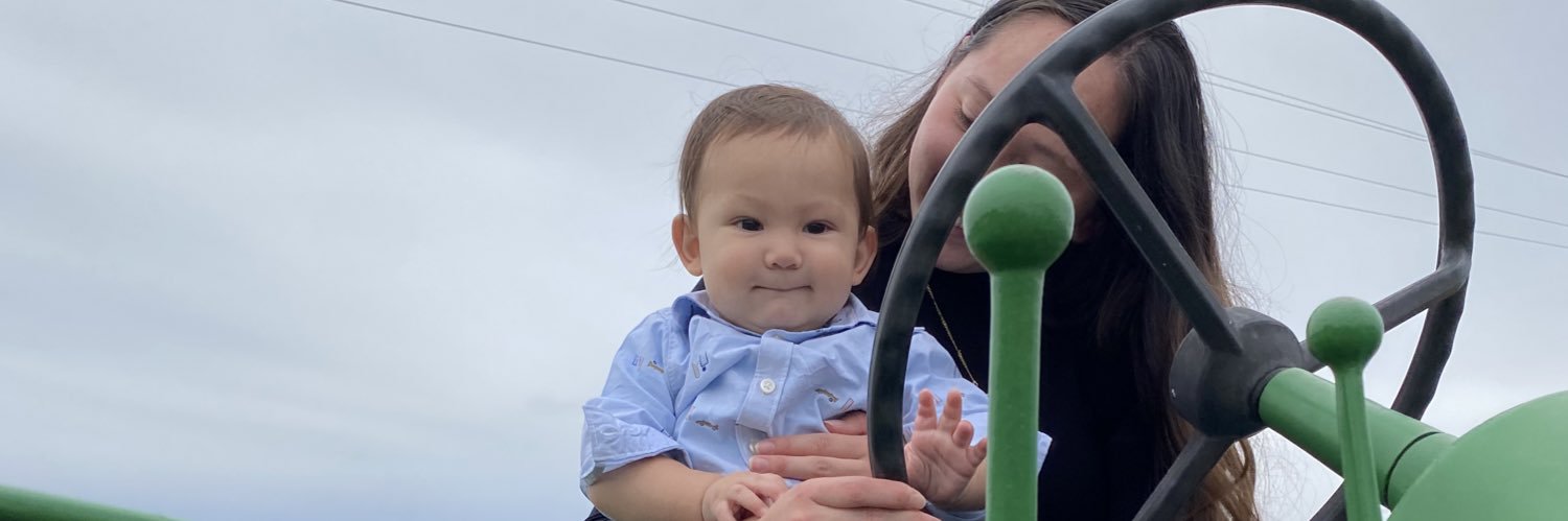 charlierosaa's profile banner image