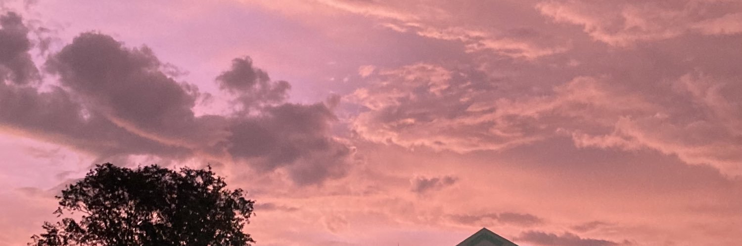 notjania's profile banner image