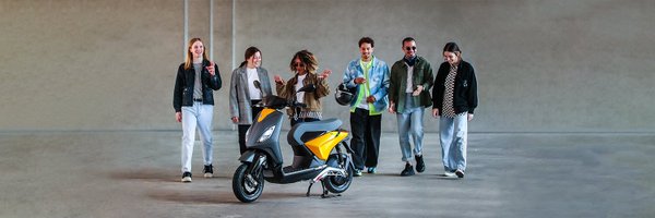 PiaggioUK Profile Banner