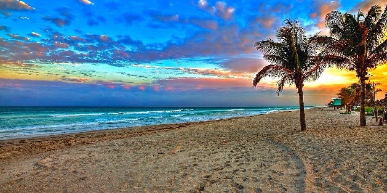 lisa_eicher's profile banner image