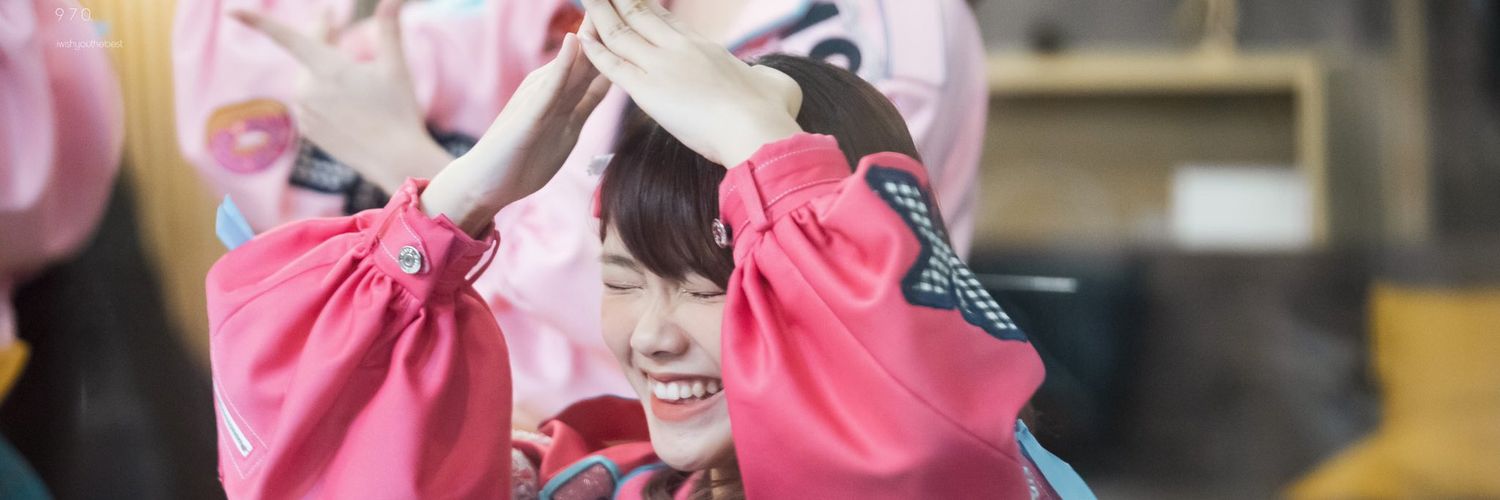 Thequeenzii's profile banner image