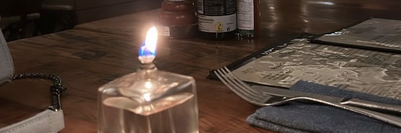 carolineamoorim's profile banner image