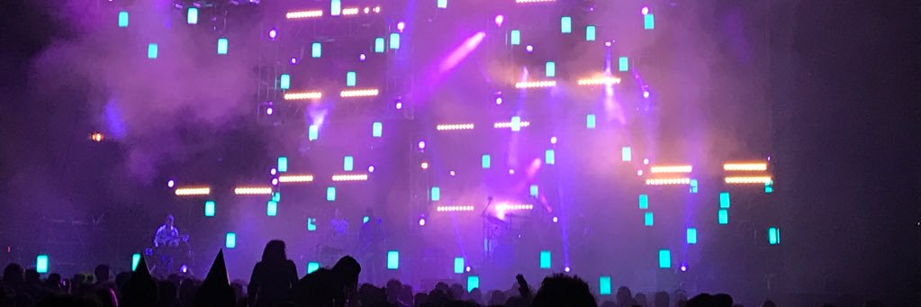 E banner