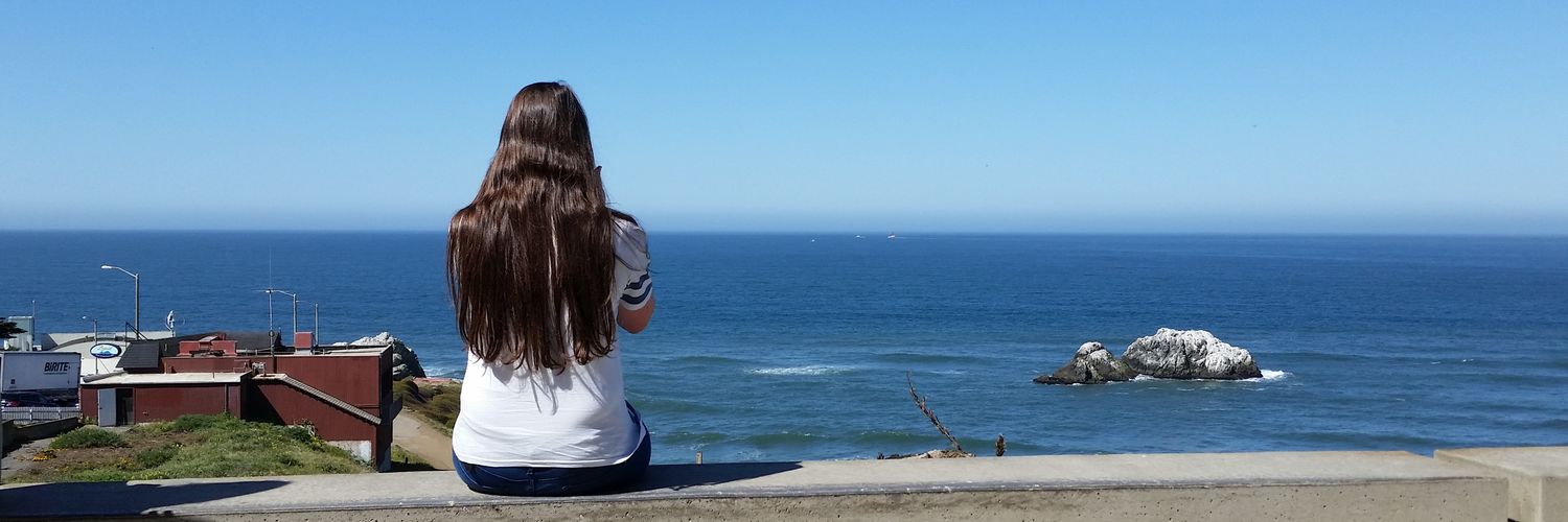 den_isee_'s profile banner image