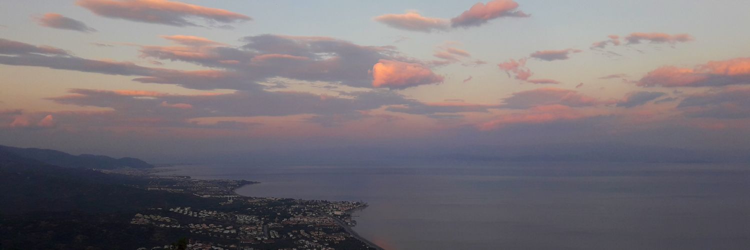 guvenn__'s profile banner image