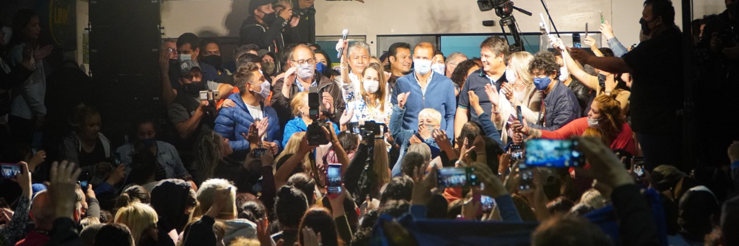 Victoria Fernández banner