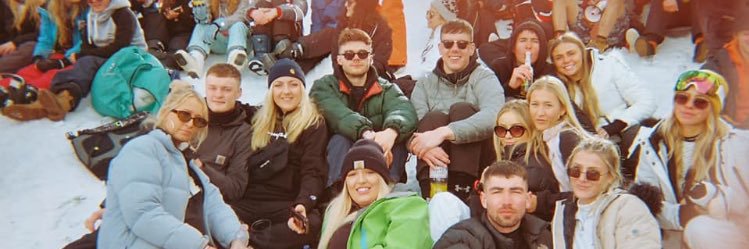 privannie_'s profile banner image