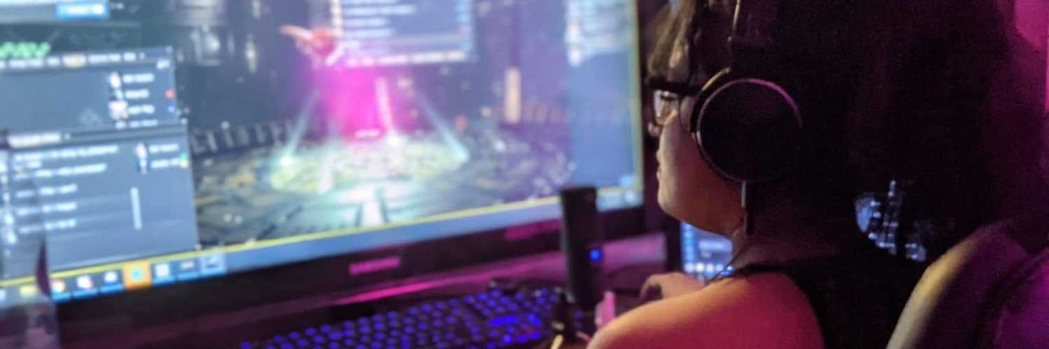 adribee88's profile banner image