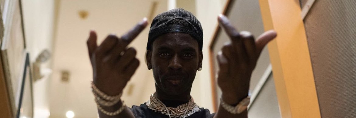 TheRavenMonee's profile banner image