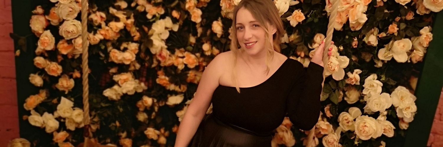 𝓥𝓲𝓬𝓴𝔂 banner