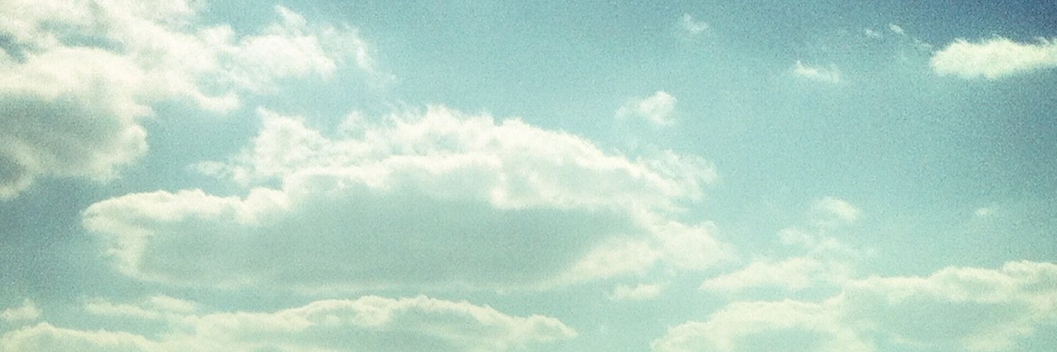heyimlinds's profile banner image