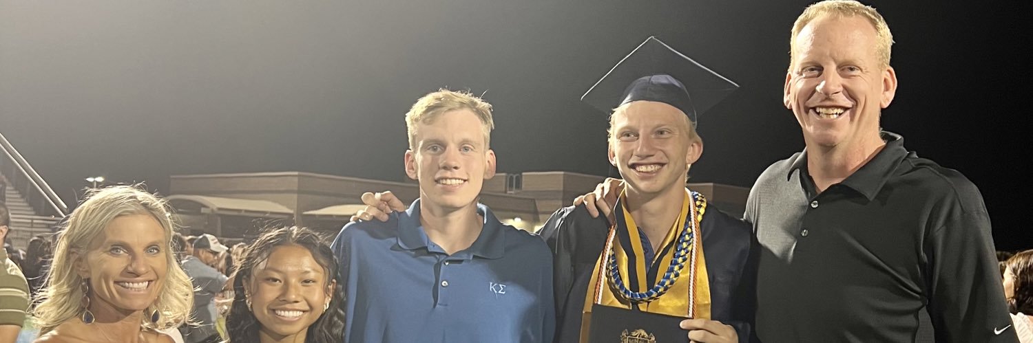 drewzurek's profile banner image