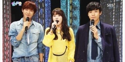 0101_iu's profile banner image
