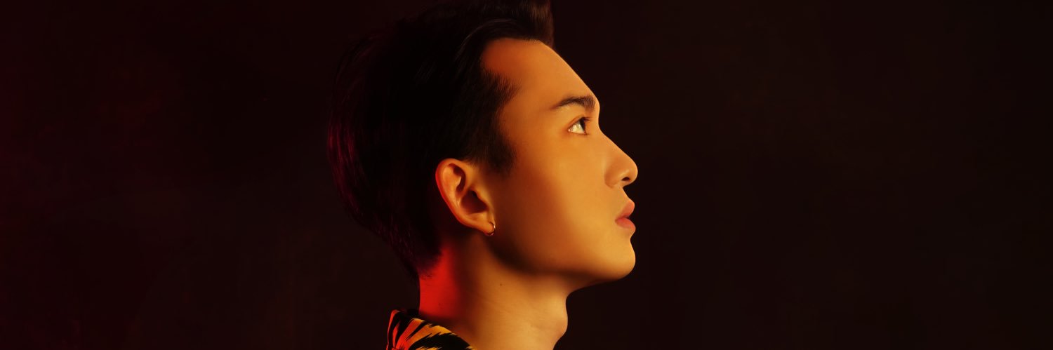 kit_naga's profile banner image