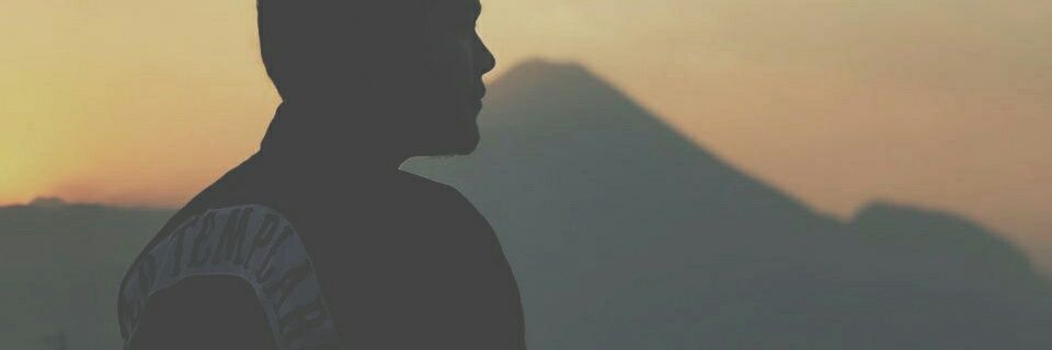 zillaakbar's profile banner image