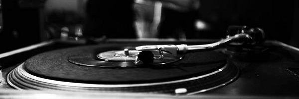 César InTheCity ❤️🖤 banner