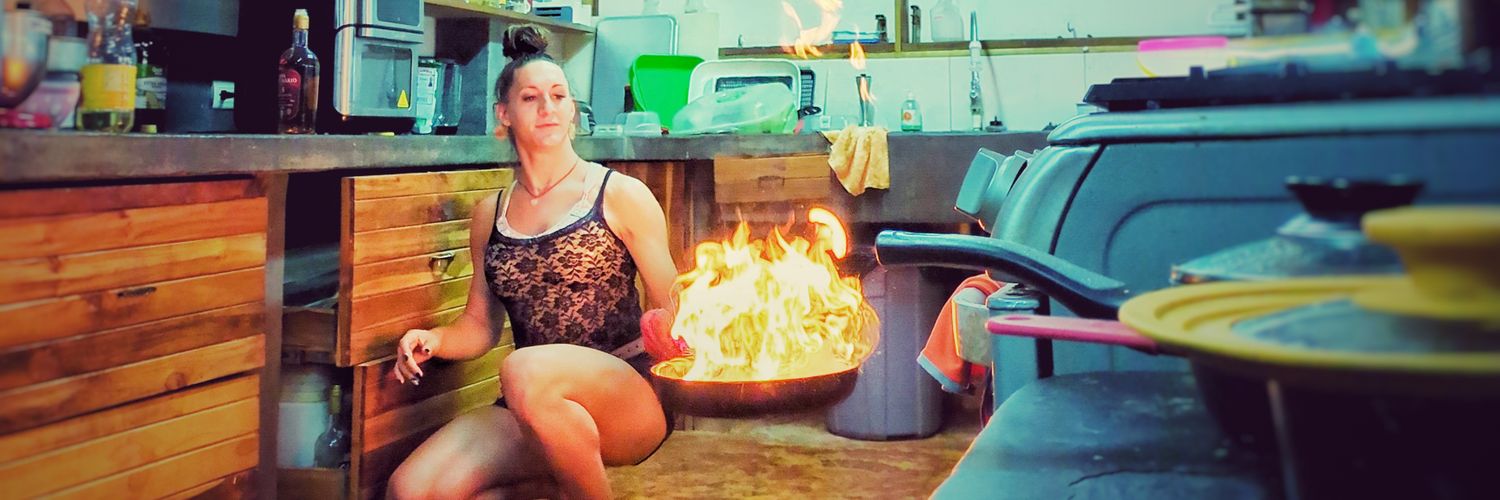 Mercedes Noam Kostucki banner